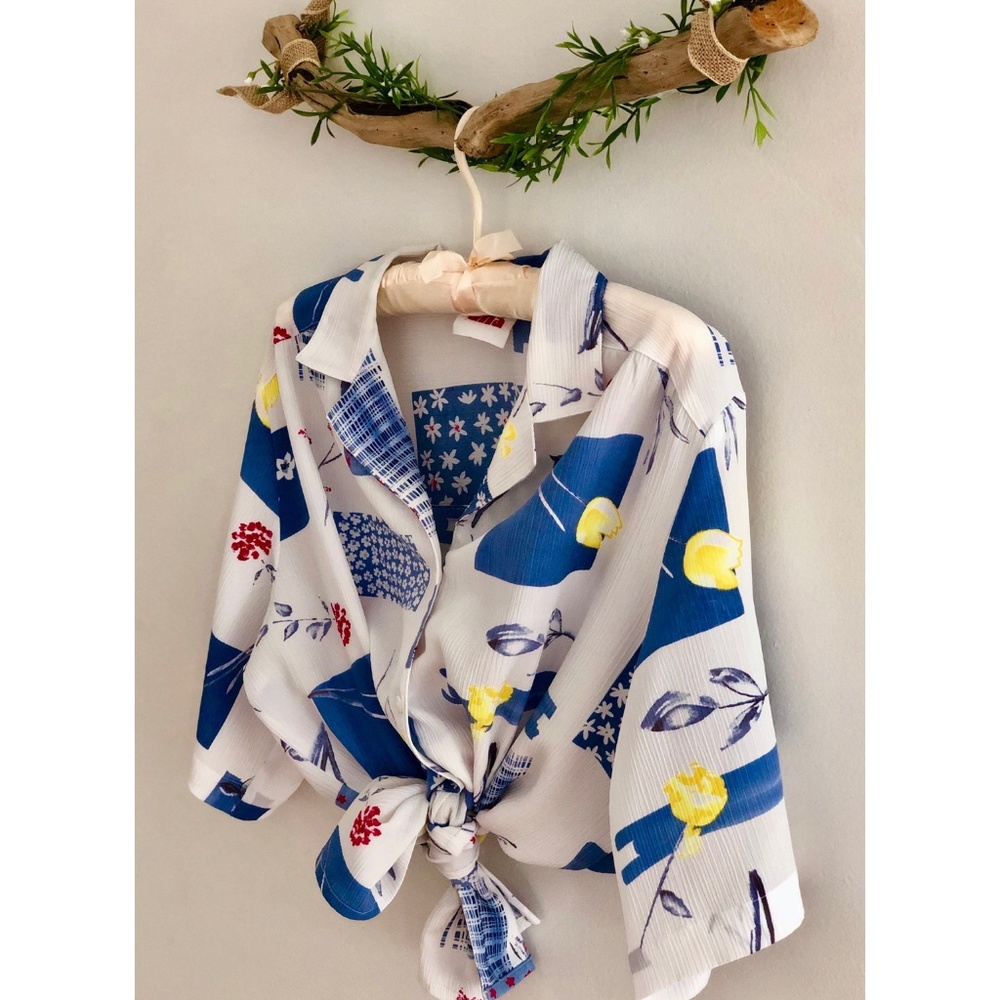 Vintage Floral Kissed Button Up Blouse